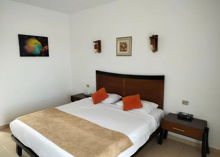 Sharm El Naga And Diving Center 营地 洪加達