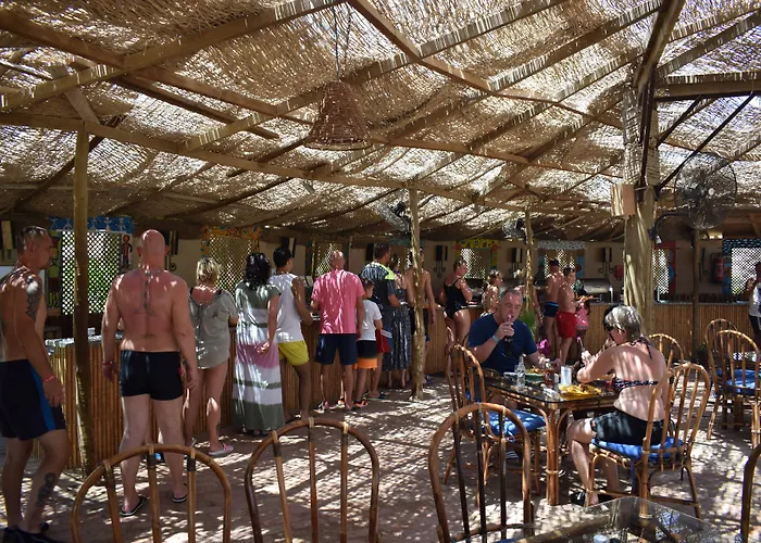 Sharm El Naga And Diving Center Gurdaka
